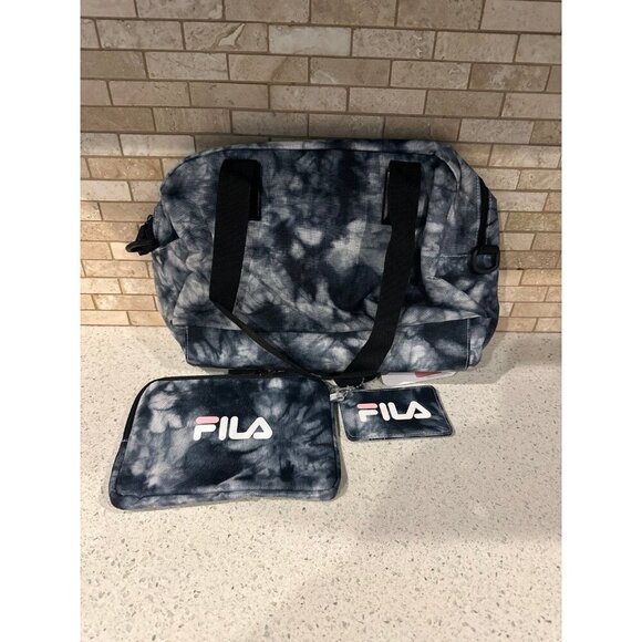 Fila‎ - Picture 3 of 3